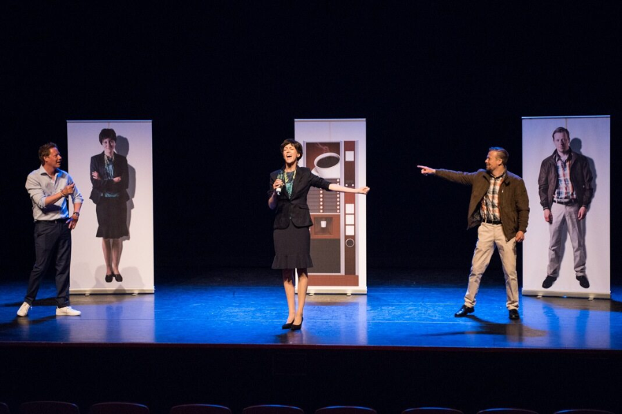 Wijzen naar elkaar is makkelijker dan zelfreflectie. Kijk jij wel eens naar je eigen gedrag?